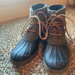 Sperry duck boots